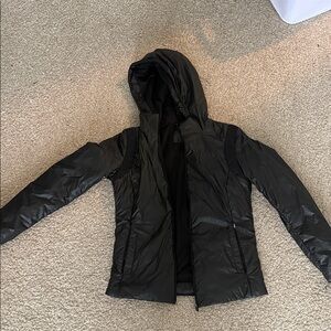 Women's Sleek Black Hooded Puffer Jacket